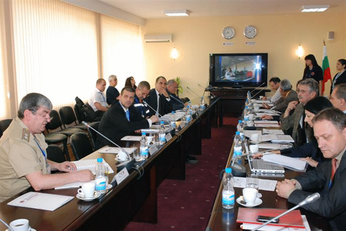 Стартира Националното пълномащабно учение „Защита 2010”