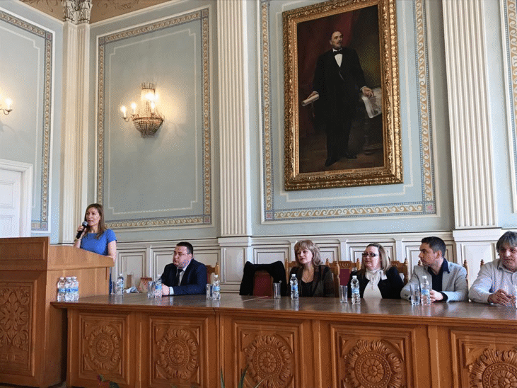 Министър Ангелкова: Създаваме условия младите да се реализират в туризма на България