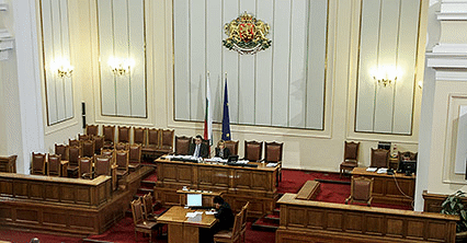 Парламентът ратифицира две споразумения с Международната банка за възстановяване и развитие, свързани с пътната инфраструктура и с хидромелиоративния сектор