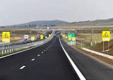 Движението при км 76 на АМ "Тракия" в посока София се извършва в аварийната лента