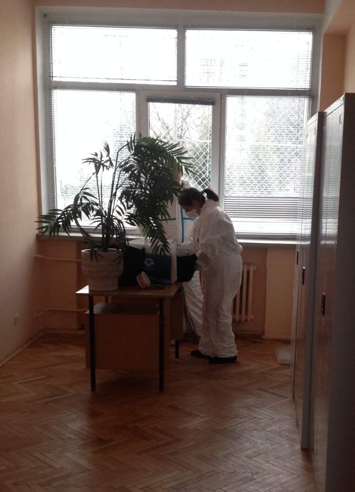 След Седмица Ще Са Ясни Резултатите От Взетите Проби В Сграда На Класическата Гимназия В Кв. ,,Модерно Предградие"