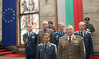 МО