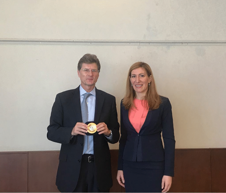 Министър Ангелкова пред мексиканския си колега Енрике де ла Мадрид Кордеро: Обмяната на опит в летния туризъм ще е много ползотворна за нас