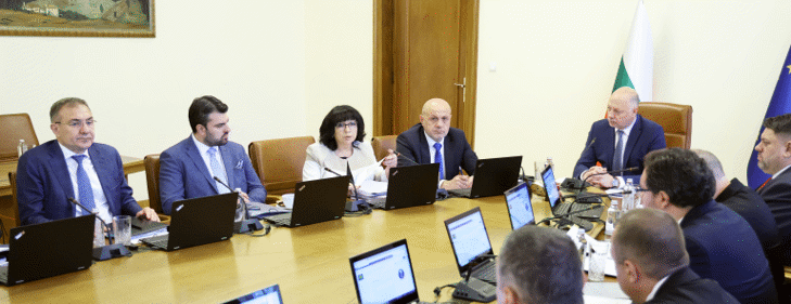 Над 3.6 млрд. лева повече за заплати през 2025 спрямо 2024 година е разплатило правителството