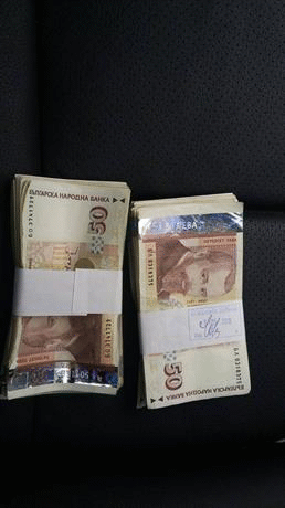 Служители на ГДБОП задържаха общински служител за взимане на подкуп