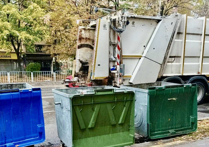 Столичната община класира изпълнител за дългосрочно почистване в още три района на София