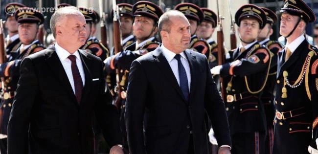 Президентът Румен Радев в Братислава: Охраната на външните граници на ЕС трябва да е безкомпромисна