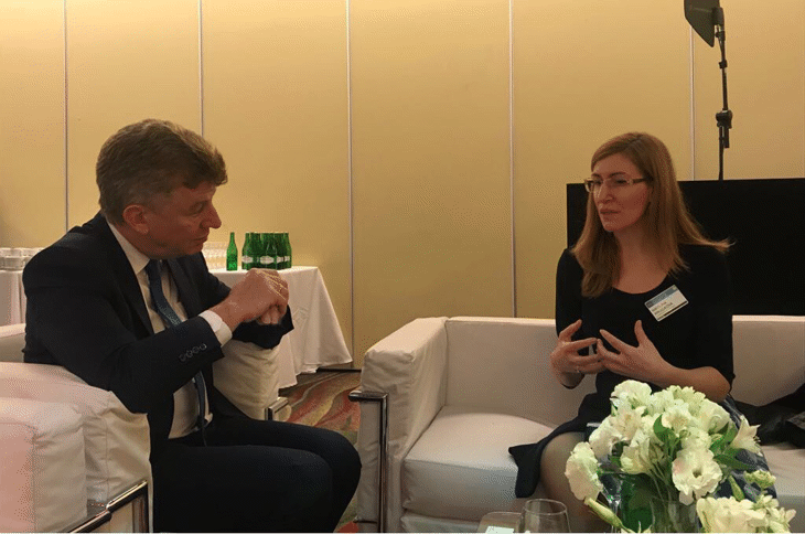 Министър Ангелкова пред Пол Грифит, главен изпълнителен директор на Дубай Еърпорт : Това лято очакваме значителен ръст на чуждестранни туристи