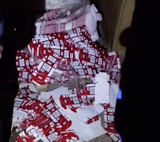 Нелегална фабрика за цигари е разкрита в Луковит