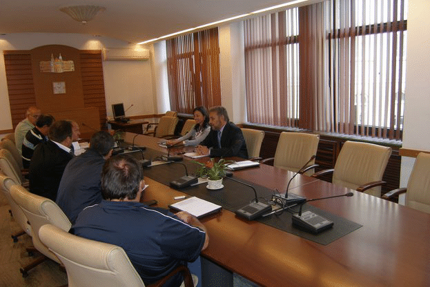 Зам. - министър Димитров се срещна с представители на Националния съюз на говедовъдите