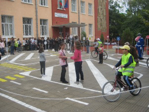 Министър Кунева Подписа Мерките За Пътна Безопасност За Новата Учебна Година