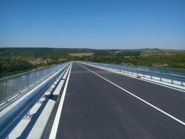 Възстановено е движението по моста при с. Писанец на път I-2 Русе - Разград