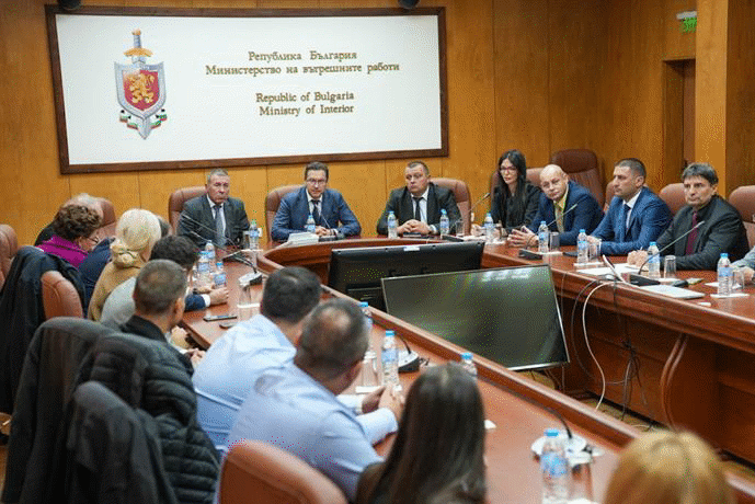 Ръководството на МВР и висшият мениджмънт на столични молове обсъдиха оптимизирането на охраната в търговските центрове