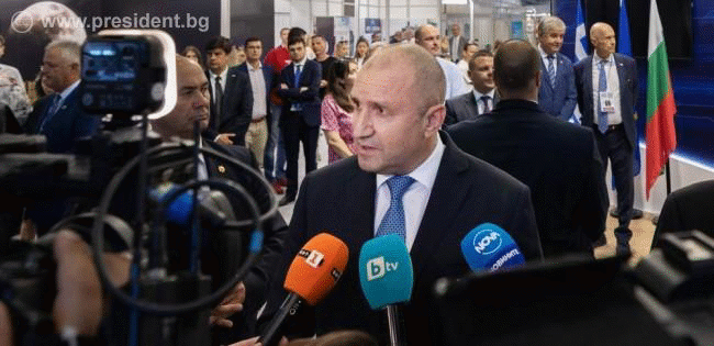 Президентът: Реформа в сектор „Сигурност“ не означава да смениш ръководството на службите с хора, наречени „наши“ в записа от партийното събрание