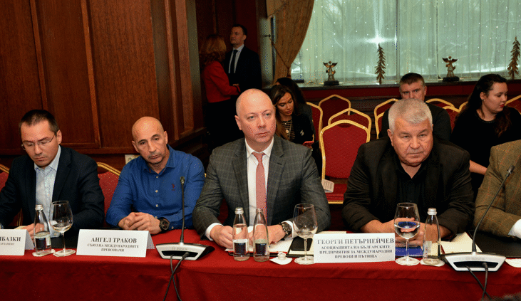 Росен Желязков: Ще защитим националните интереси с всички възможни похвати при гласуването на Пакета за мобилност I