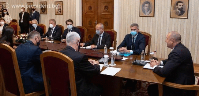 Президентът: Добре подготвената здравна система ще позволи гъвкавост на противоепидемичните мерки и максимална отвореност в държавата при нова ковид вълна