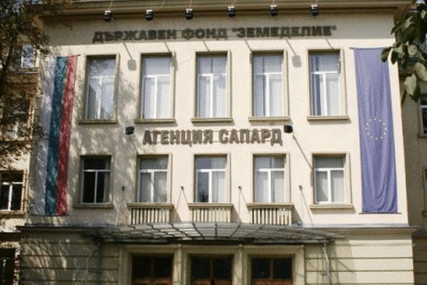 Подписват договорите по Националната пчеларска програма