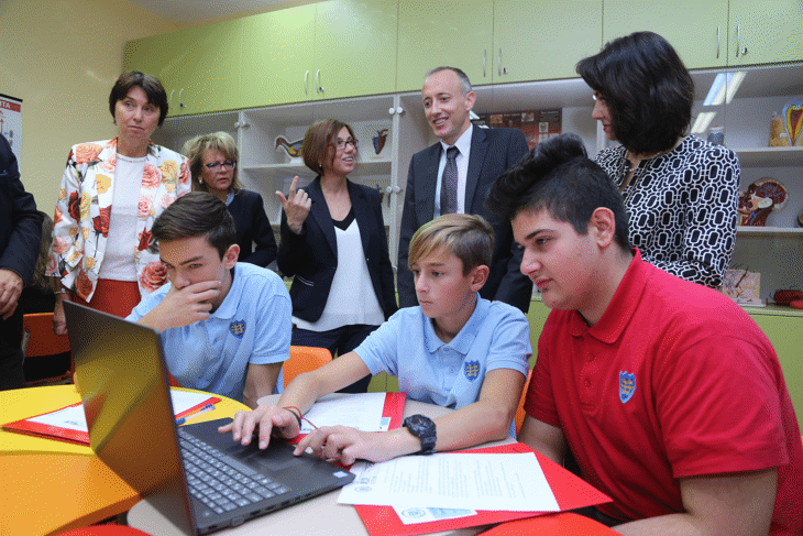 Министър Вълчев: Насърчаваме Иновациите В Образованието