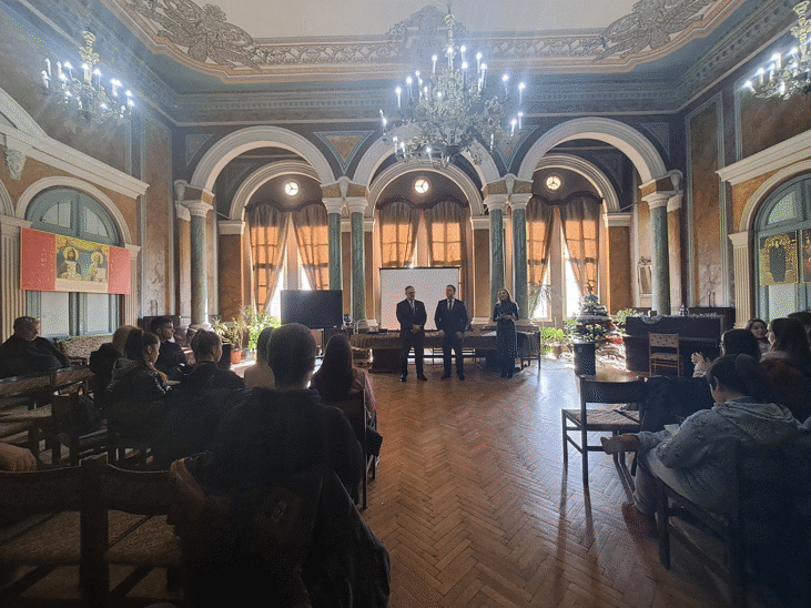 Районният прокурор на гр. Пловдив Чавдар Грошев връчи благодарствени грамоти на директорите на ХГ „Св.св. Кирил и Методий“ и ОУ „Княз Александър I“ за участие в съвместни инициативи през 2022 г.