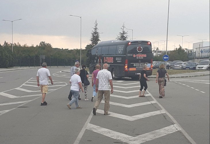 Продължават проверките за нелоялни практики при организираните туристически пътувания