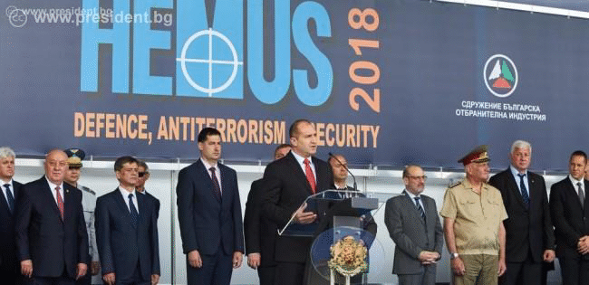 Румен Радев: Българската отбранителна индустрия е конкурентоспособна в световен план