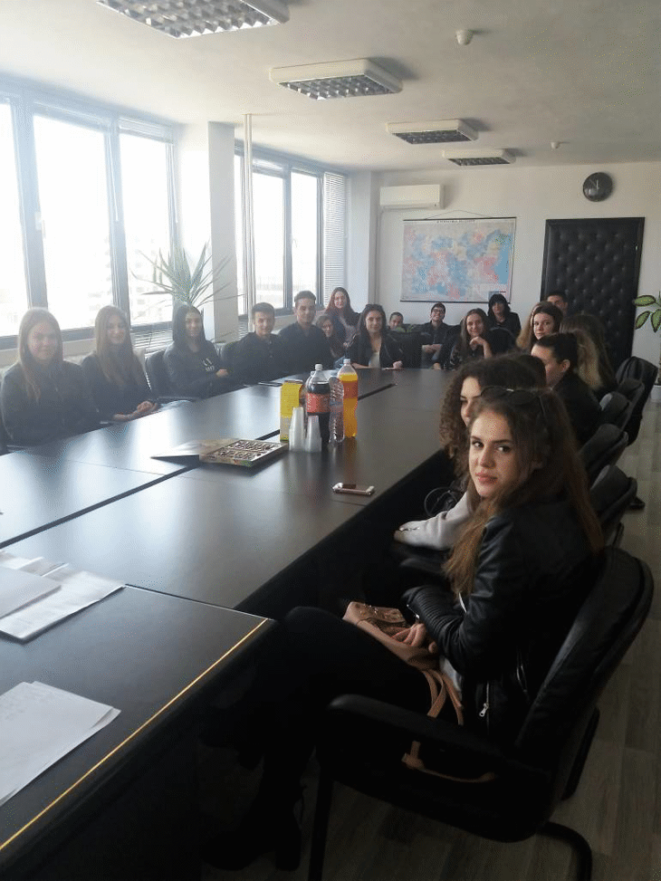 Окръжната прокуратура в Добрич посрещна десетокласници от Средното училище „Св. Св. Кирил и Методий“ в Деня на отворените врати