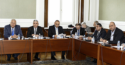 През 2013 г. със средства от държавната субсидия за Българската православна църква в страната са извършени строително-ремонтни дейности в 364 храма и 25 манастира