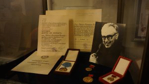 Документална изложба, посветена на 100-годишнината от рождението на академик Любомир Желязков, се откри в БАН