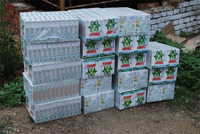 Служители на ГДБОП пресякоха незаконно производство на фалшиви перилни препарати и шампоани и разпространението им в търговската верига