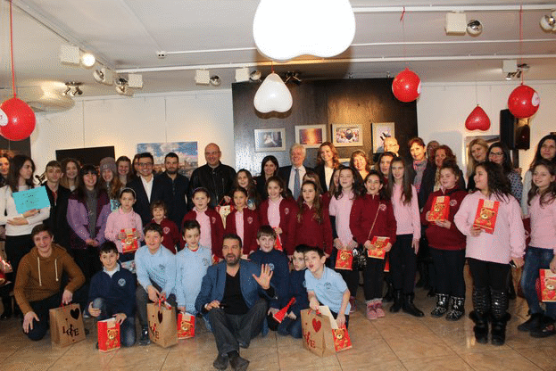 Заместник-министър Светлана Йорданова награди участниците в детски конкурс за фотографии по повод 14 февруари, Деня на влюбените