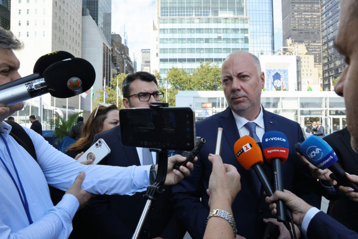 Премиерът Желязков: Децата от украинските територии, окупирани от Русия, трябва да бъдат незабавно върнати по своите родни места