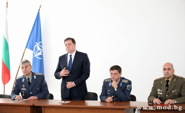 Посещение на министъра на отбраната Николай Ненчев и началника на отбраната генерал-лейтенант Константин Попов в гарнизон Шумен