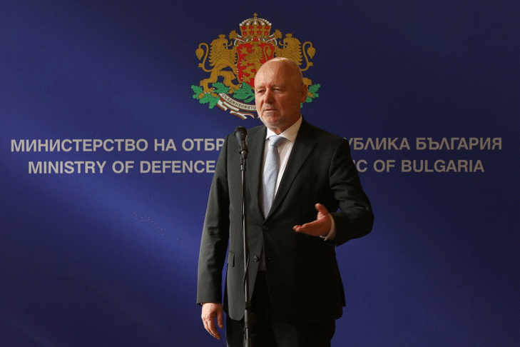Министърът на отбраната Тодор Тагарев награди военнослужещите от 101-ви алпийски полк, които спасиха бедстващи хора в Родопите