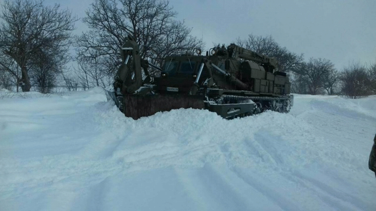 Военнослужещи от Сухопътните войски и днес оказват помощ в усложнената зимна обстановка в област Плевен