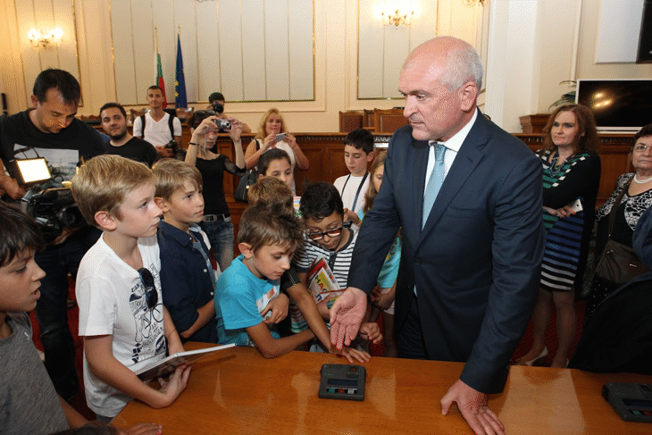 Повече от 2500 граждани посетиха Народното събрание в Деня на отворени врати на законодателната институция