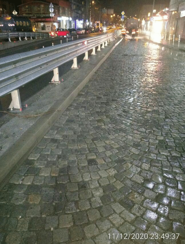 Извършено е миене на транспортния тунел на ул. “Житница“