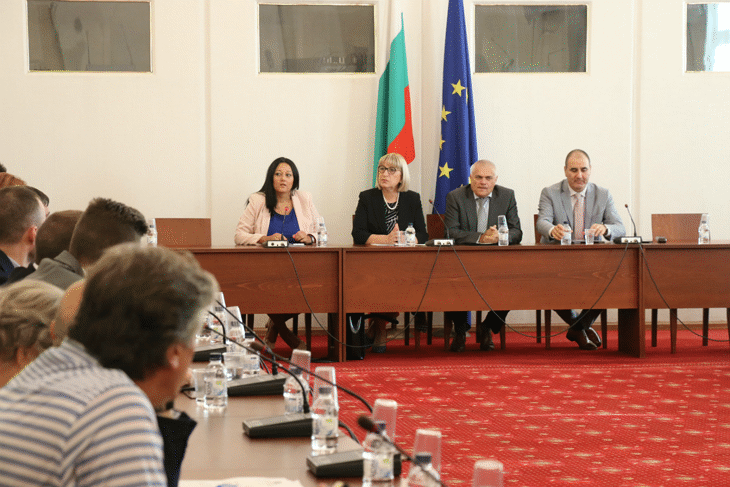 Приоритетите на българското председателство на Съвета на Европейския съюз в областта на правосъдието и сигурността бяха обсъдени в Народното събрание