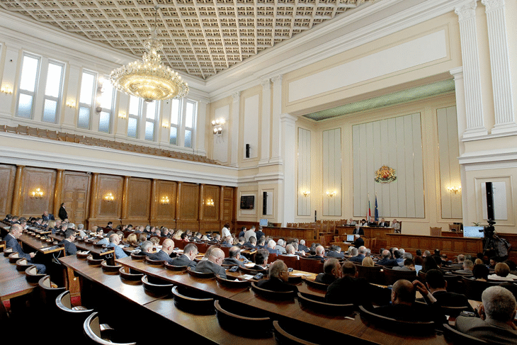 Парламентът избра членовете на съдийската и прокурорската колегия на Висшия съдебен съвет от квотата на Народното събрание