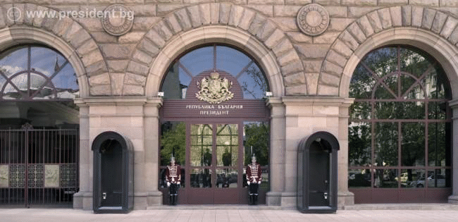 Държавният глава призова правителството да отстоява справедливите искания на транспортния бранш