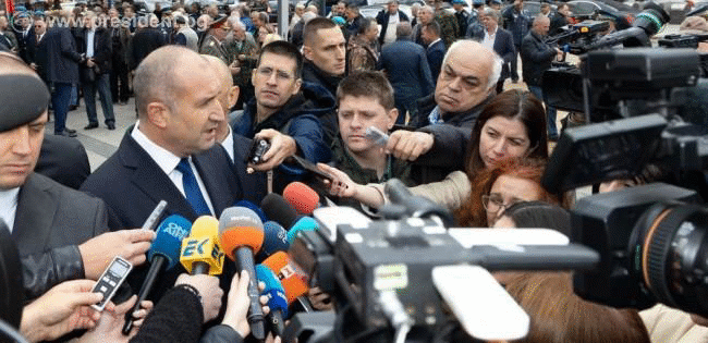 Румен Радев: Диалогът между институциите е необходимост, но следва да има за цел сигурността и благосъстоянието на обществото, а не преследване на котерийни интереси