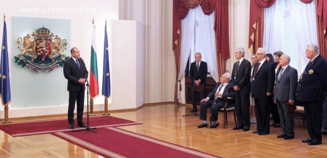 Президентът Румен Радев: Нуждаем се от достойни примери, обединяващи обществената енергия в името на България