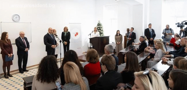 Държавният глава: „Българската Коледа“ ни сплотява като общество и изгражда култура на взаимопомощ и доверие