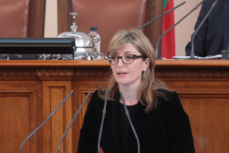 Екатерина Захариева: Готови сме за всички варианти за Брекзит