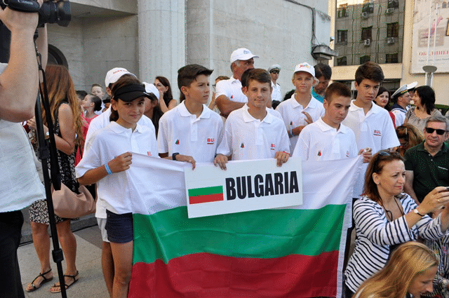 Министър Кралев присъства на откриването на Европейското първенство по ветроходство в клас „Оптимист“ в Бургас