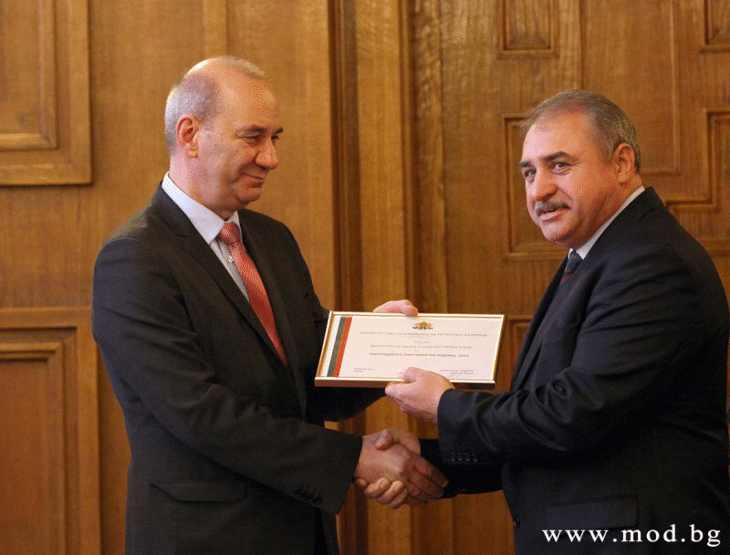 Отличиха работодатели с принос за социалната адаптация на военнослужещи, освободени от армията