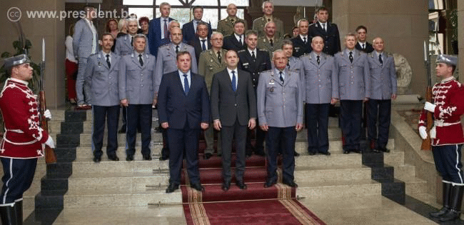 Държавният глава: Обществото очаква законност, прозрачност и ефективност при модернизацията на Въоръжените ни сили