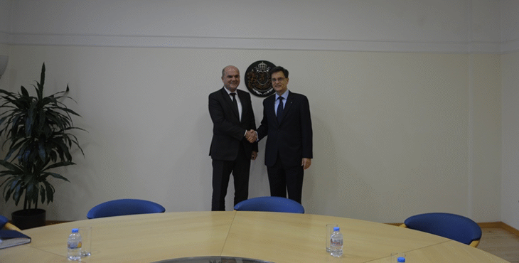 Министър Петков се срещна с директора на Мартенс център Томи Хухтанен