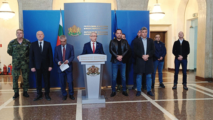 Премиерът акад. Денков: Всички институции са мобилизирани във връзка със зимната обстановка в страната