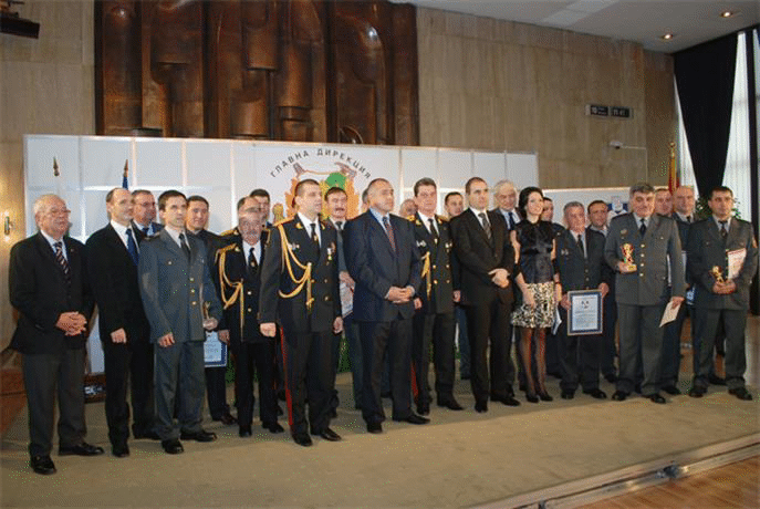 Министър-председателят Бойко Борисов: “Желая ви с чест да носите пагоните си. Гордея се, че съм от вашето семейство”