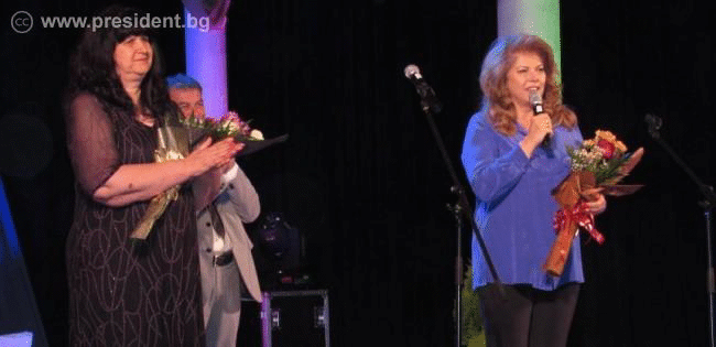 Илияна Йотова: Наш дълг е да върнем децата в България